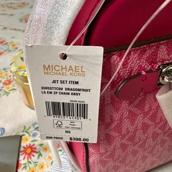 Michael Kors Pink Crossbody Bag with Monogram Design - Picture 3 of 8